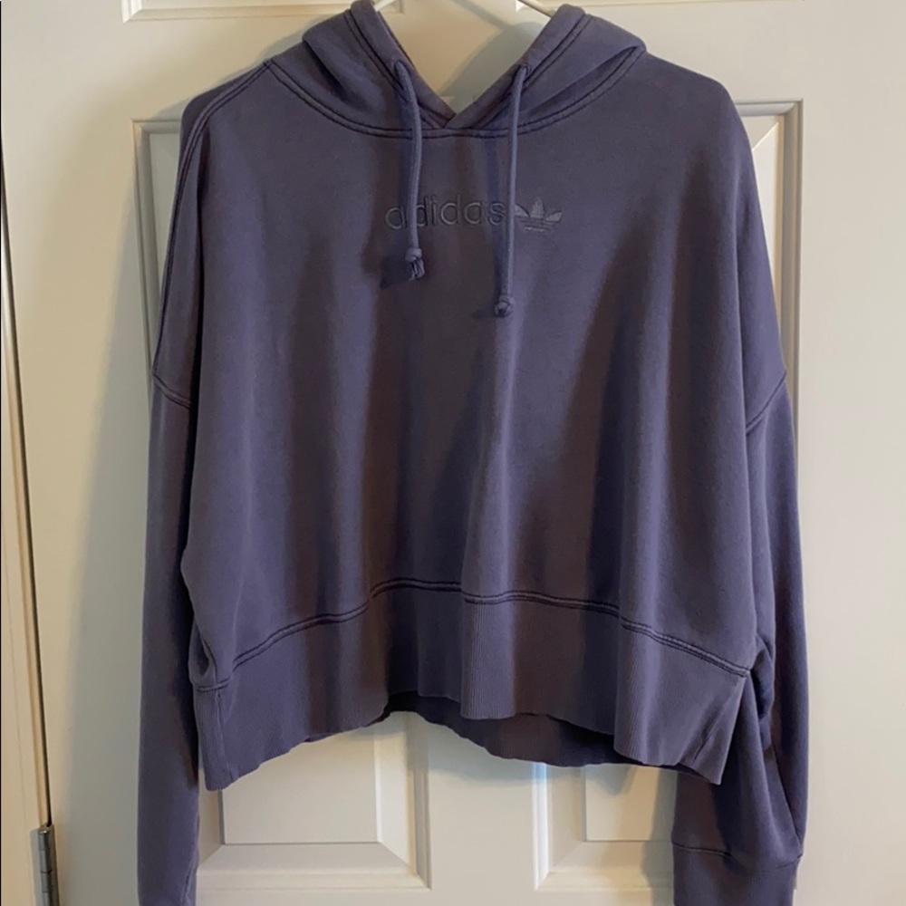 Women’s cropped Adidas sweatshirt